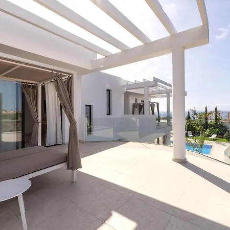 Luxury Villa Andrea - Seaviews - Panoramic Seaviews - Heated Private Pool Costa Adeje (Tenerife)
