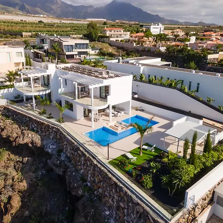 Luxury Villa Andrea - Seaviews - Panoramic Seaviews - Heated Private Pool Costa Adeje (Tenerife)