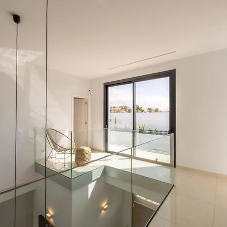 Villa Luxury Villa Andrea - Seaviews - Panoramic Seaviews - Heated Private Pool