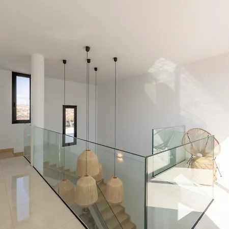 Luxury Villa Andrea - Seaviews - Panoramic Seaviews - Heated Private Pool Costa Adeje (Tenerife)